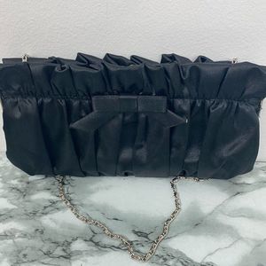 Little clutch purse no name